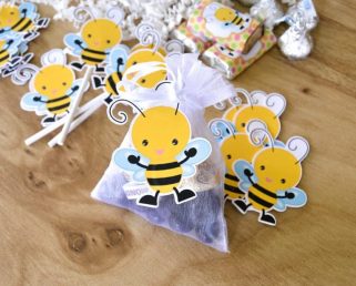 16 Bee Favor Tags, Bee Birthday Decoration, Birthday Bee Tags